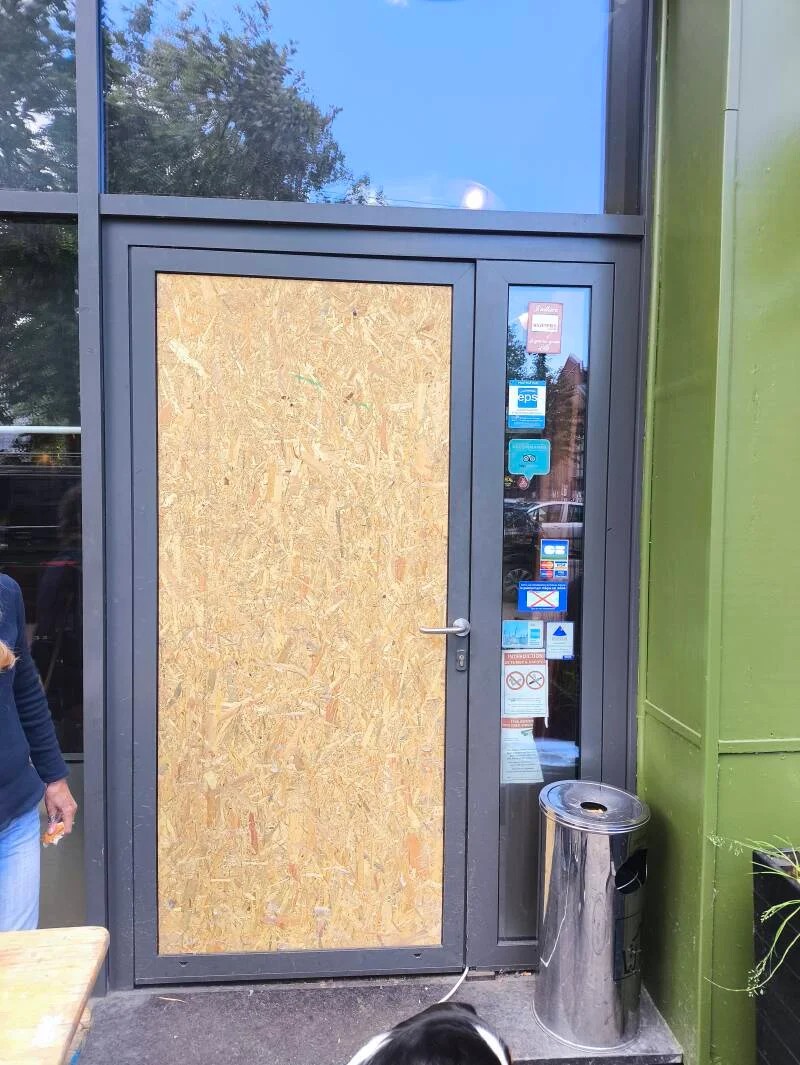 Dépannage en vitrerie pour mise en sécurité de vitrage Lille